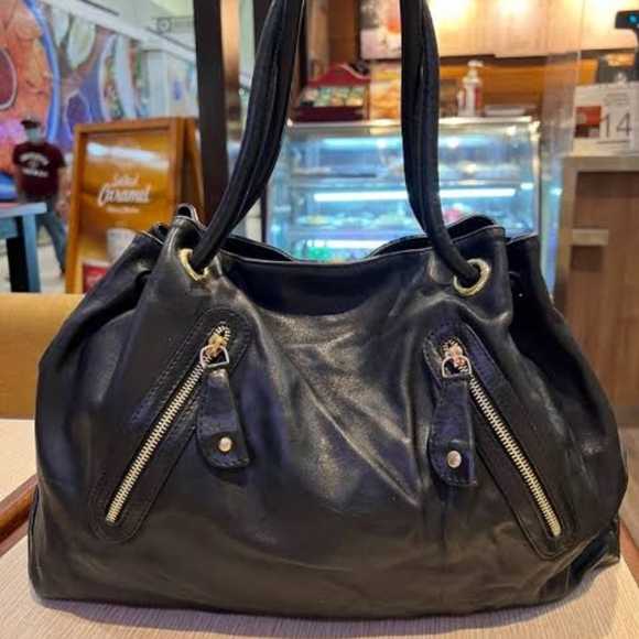 FURLA Carmen Large Black Leather Bag with Pendant - Picture 3 of 9